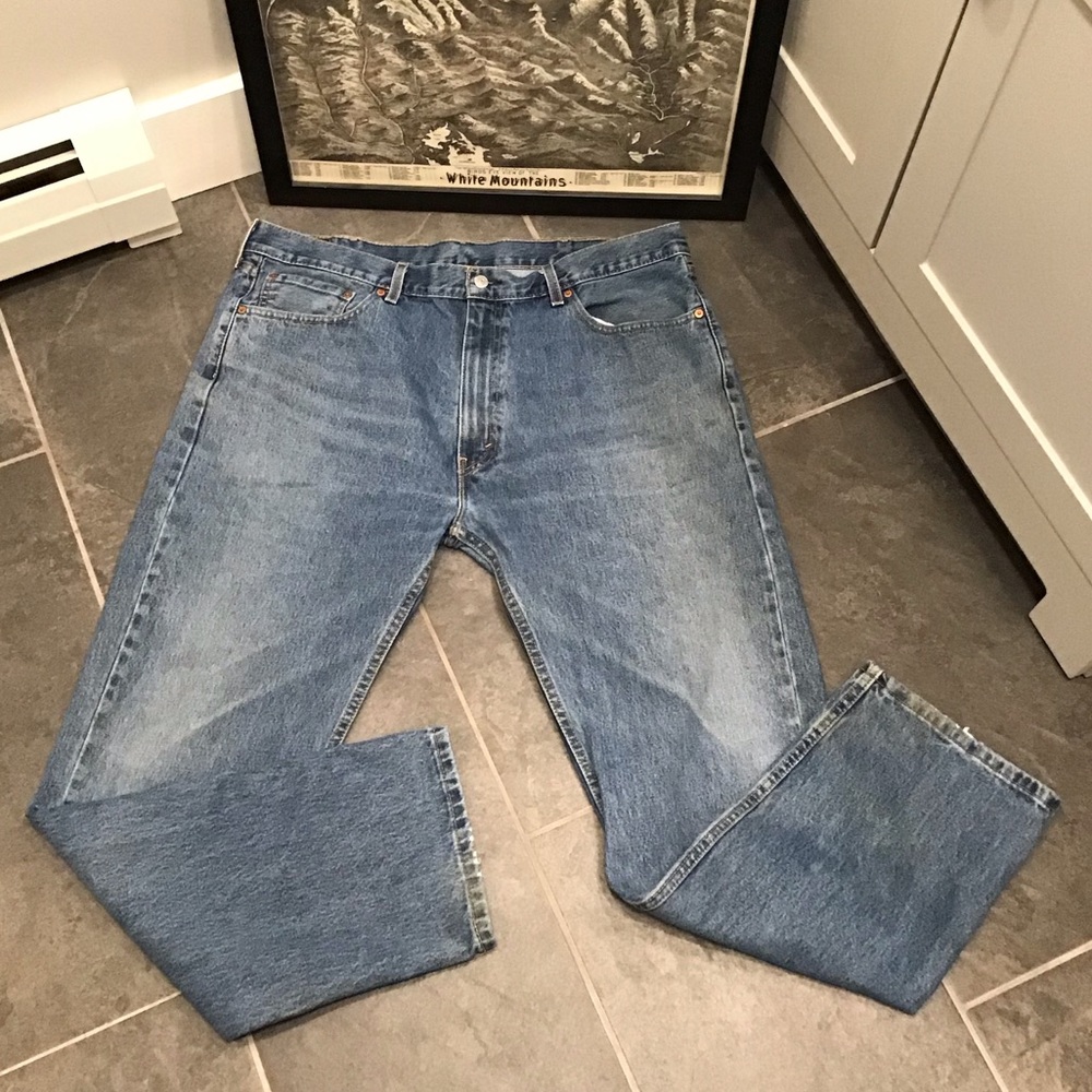 Levi’s 505 Straight Fit Medium Wash Denim Blue Jean 42x34